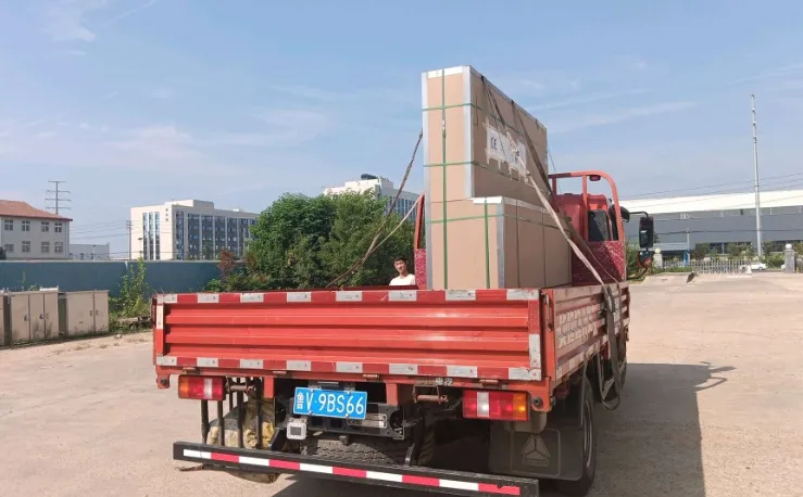 Шкафовете за инструменти на Cyjy са готови за изпращане до България.